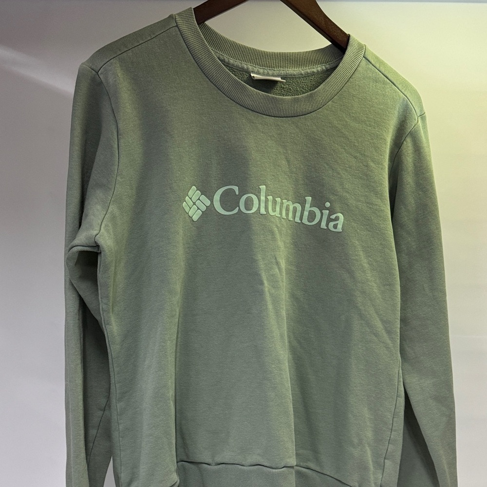 Columbia Light Green Women's Crew Neck Sweater